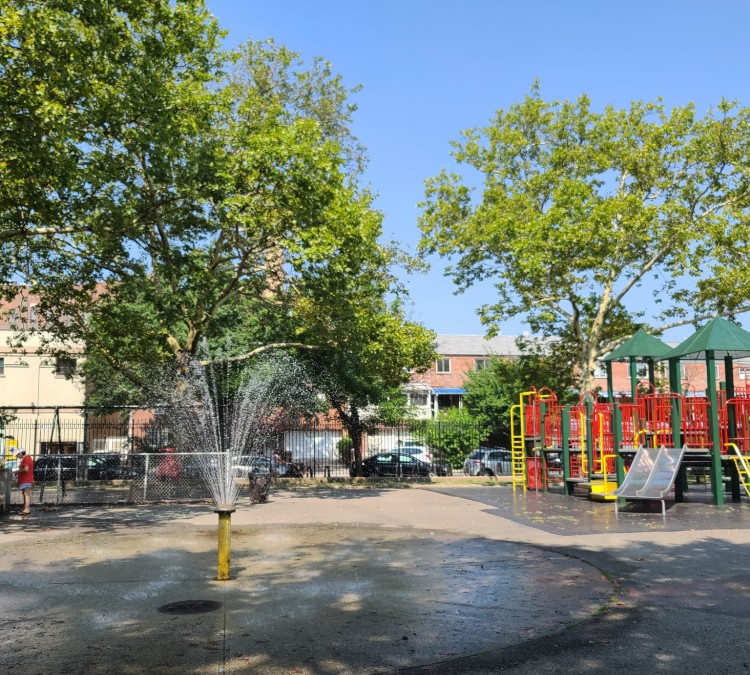 ditmars-playground-photo